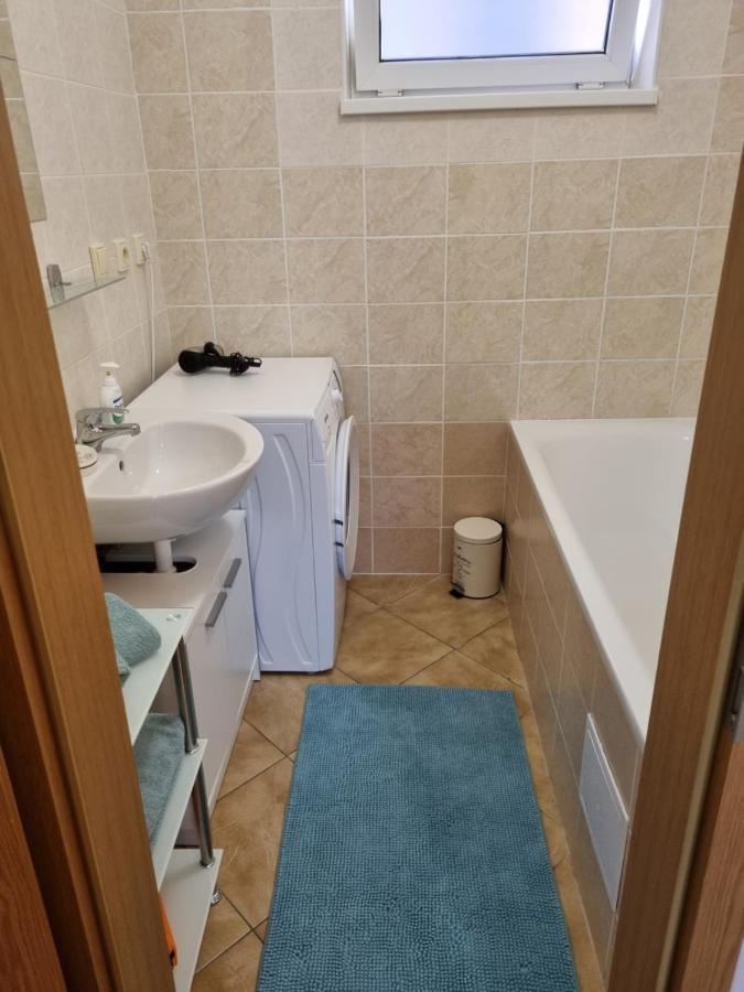 Apartman 501 Biely Kostol Exterior foto