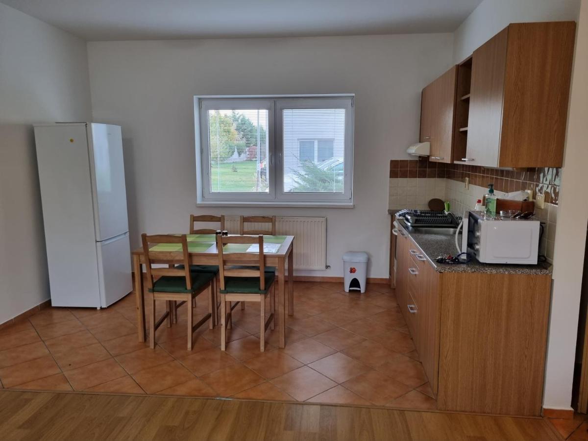 Apartman 501 Biely Kostol Exterior foto